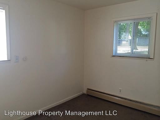 5th image of 3275 Charlesgate Ave SW