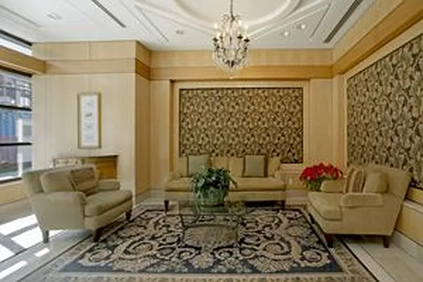 Rented by Douglas Elliman | media 22