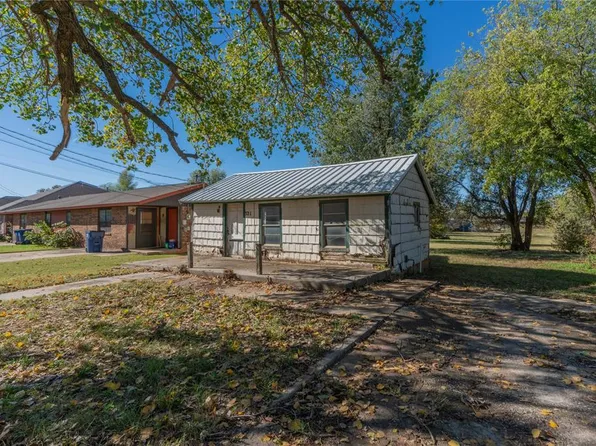 321 N Carol Ter, Mustang, OK 73064