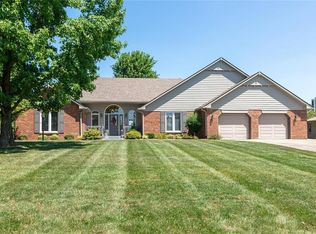1827 Lakeside Ln, Indianapolis, IN