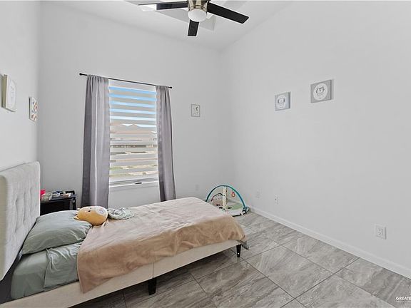 5th image of 3108 E Mahala Ave