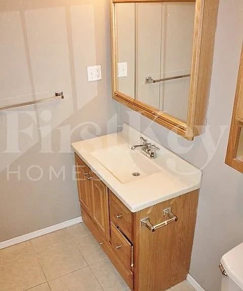 4455 Stuart Dr — Photo 17