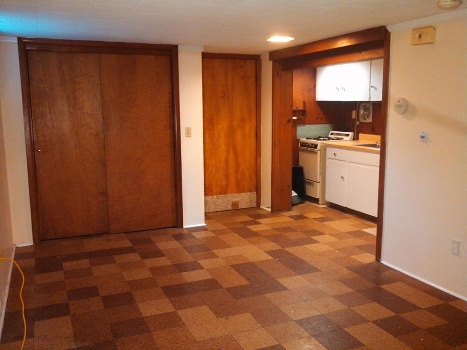 1 BD apt other end of living room