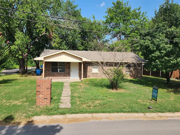 603 S Wilson St, Kaufman, TX 75142