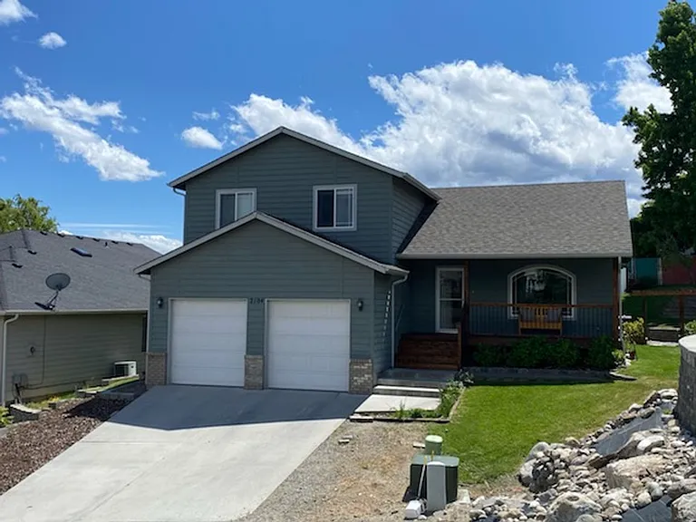 2104 W Honeysett Rd — Photo 1