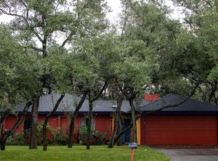 206 Doral Ln, Rockport, TX 78382