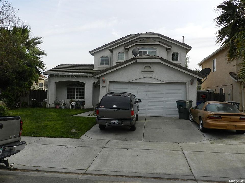 1st image of 840 Allacante Dr