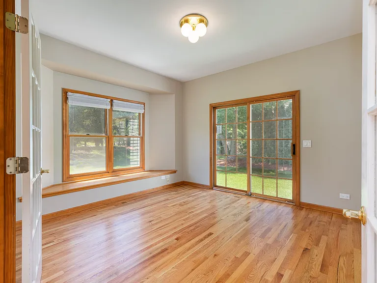 1018 Stockton Ct — Photo 17