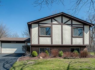 1048 Foxworth Blvd, Lombard, IL