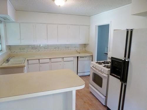 2nd image of 1422 Sunnybrook Dr