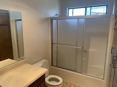 1424 Woodside Dr #C — Photo 7