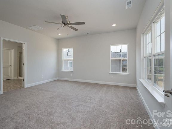 4th image of 5032 Cardiff Ct #63