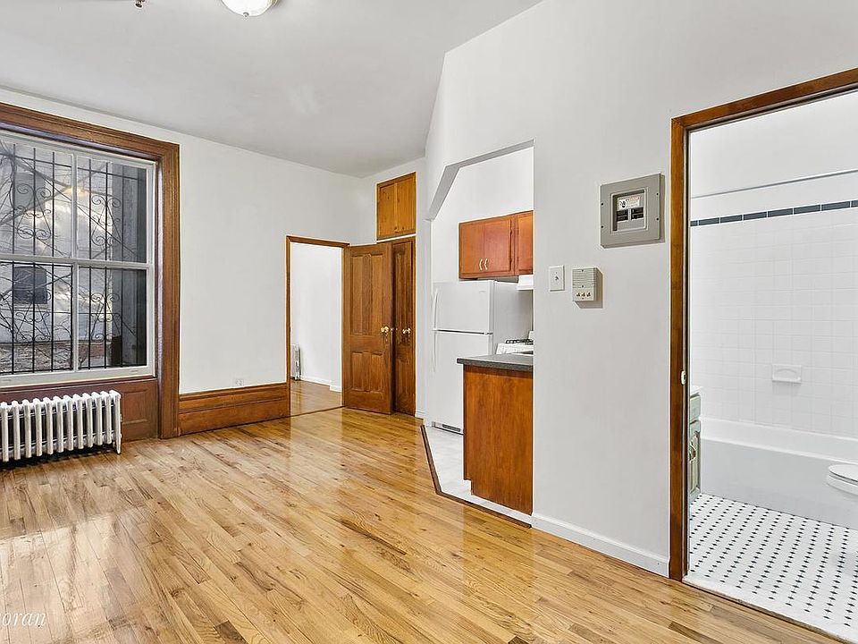 2nd image of 132 W 111th St APT 2