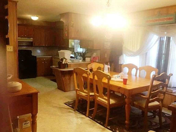 2nd image of 16711 County Road 363