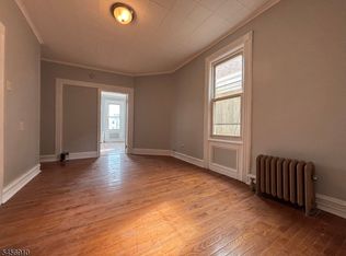 144 E Jersey St #2, Elizabethport, NJ 07206