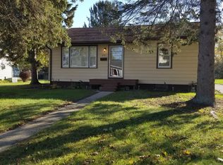 414 Spring St, Lake Geneva, WI 53147