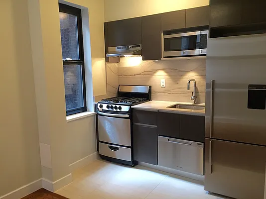 Rented by Stonehenge NYC LLC | media 19