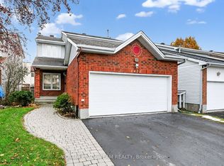 1475 York Mills Dr, Ottawa, ON K4A 2N5