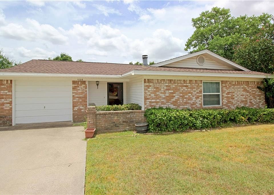 1st image of 1006 Dayton Dr