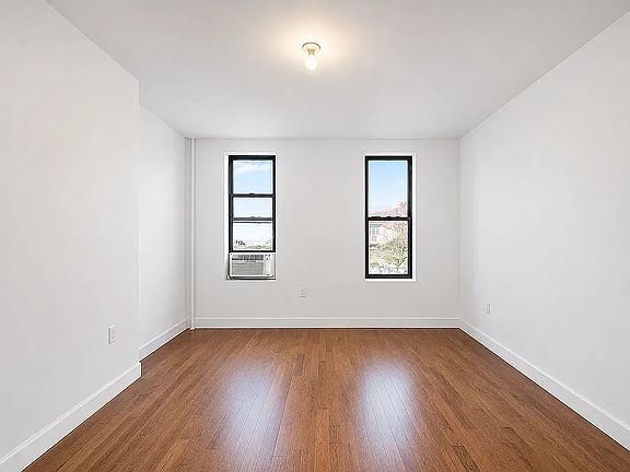 3rd image of 294 Harman St #2Y