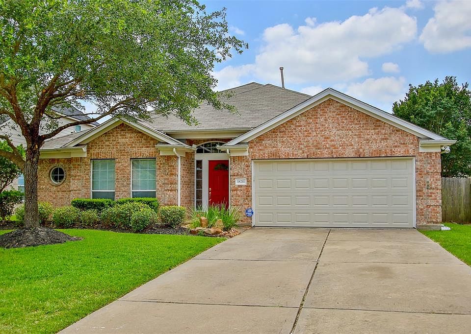 Fabulous one-story on a cul-de-sac! Quiet street, great neighborhood!