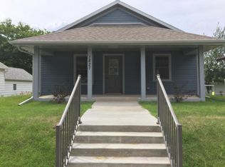 1827 Avon St, La Crosse, WI 54603