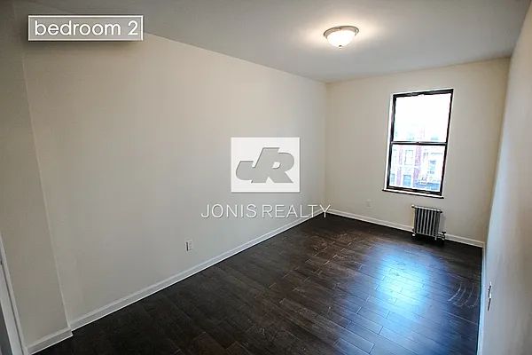 Rented by Jonis Realty | media 4