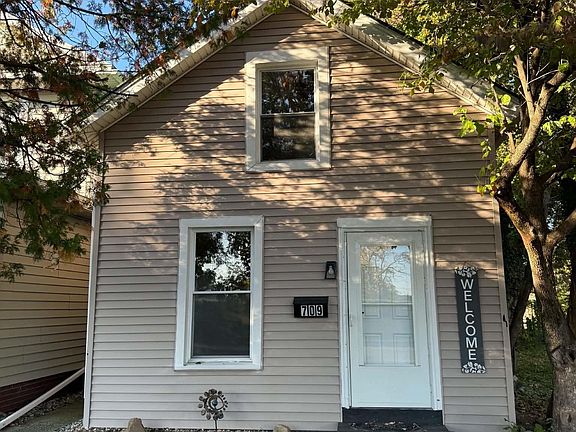 2nd image of 709 Romy Ave