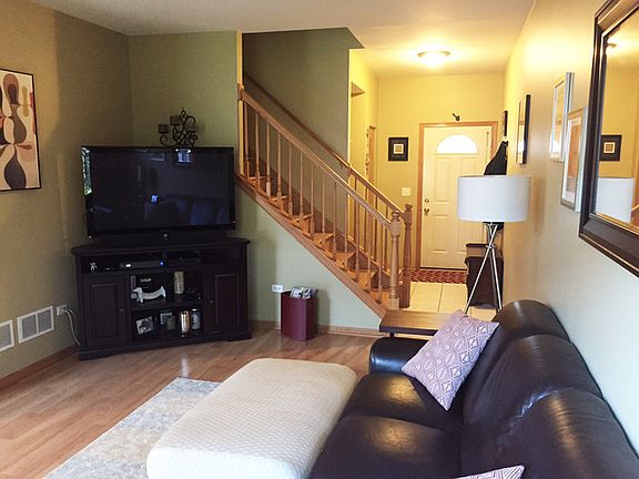 3rd image of 8415 Kirby Dr