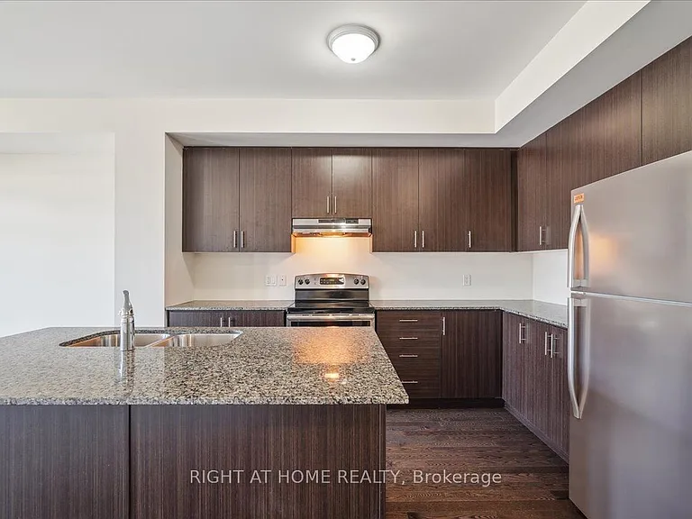 71 City Park Cir — Photo 5