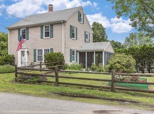 15 Lillian St, Woburn, MA 01801