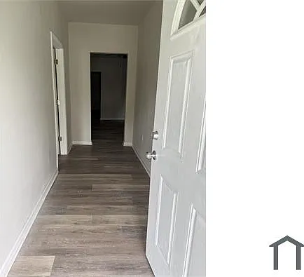 3 bed, $1,300 — Photo 3