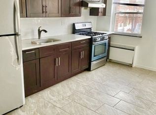 13751 70th Rd, Flushing, NY 11367