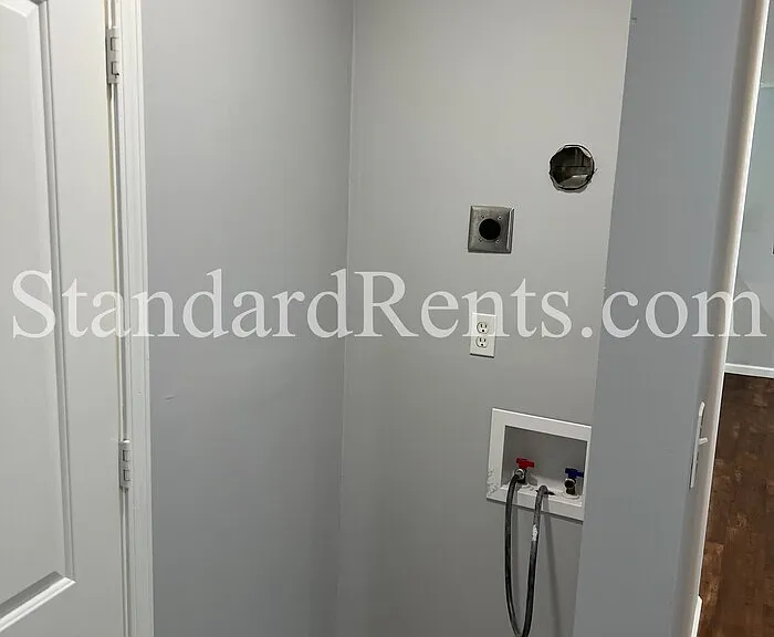 2344 Clarissa Dr NW — Photo 12