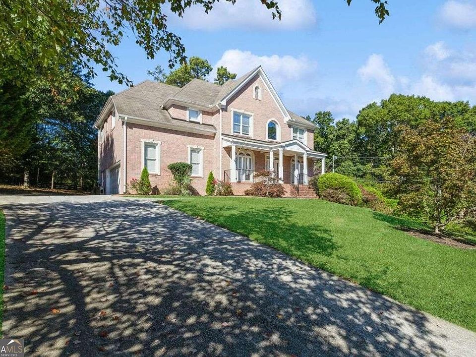 1st image of 1905 Red Clover Ln