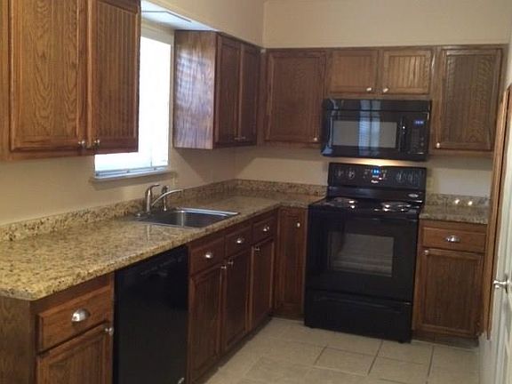 4th image of 1705 O Ave