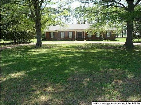 Offered At: 12951 STARLANDING ROAD, LAKE CORMORANT, MS 38641
