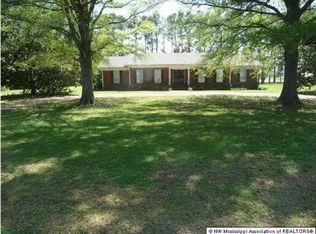 12951 Star Landing Rd, Lake Cormorant, MS 38641