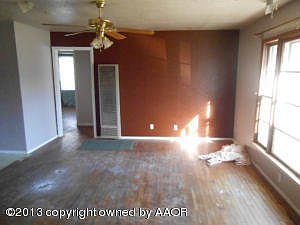 2nd image of 530 W Studebaker Ave