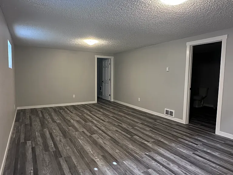 1050 N 21st St #1 — Photo 11