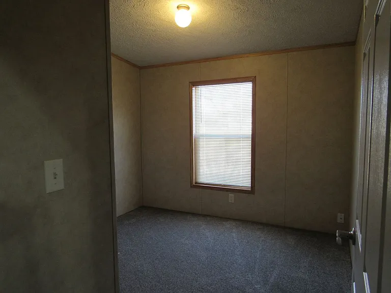 5211 W Pontiac St — Photo 19