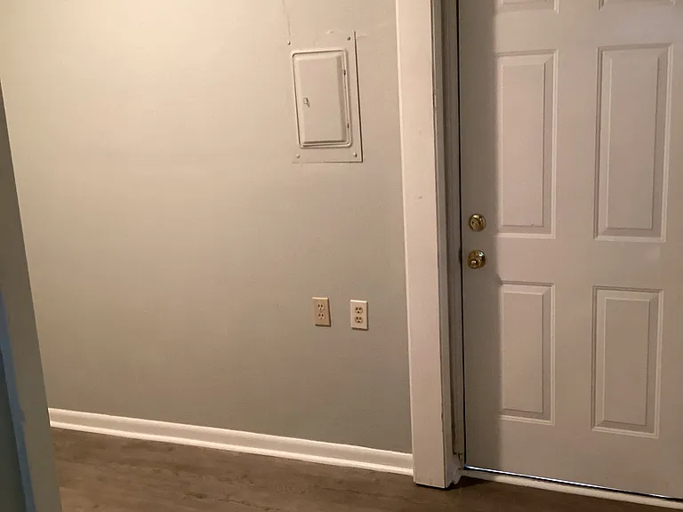 216 Brenda Dr — Photo 10