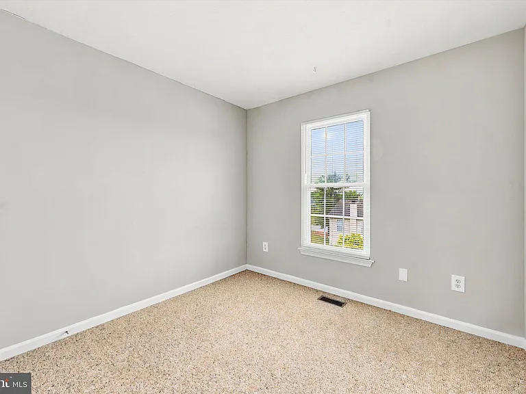 903 Glen Falls Ct — Photo 11