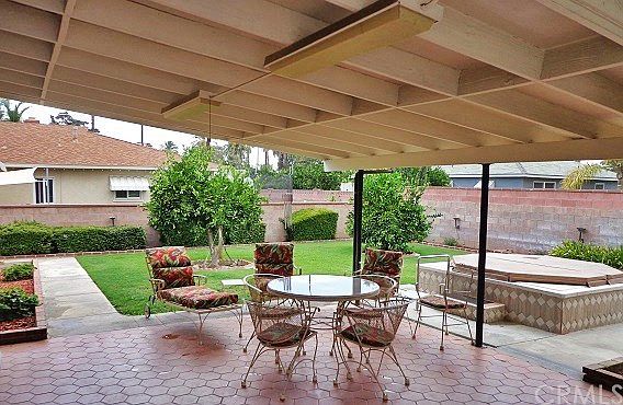 Large covered patios for entertainment