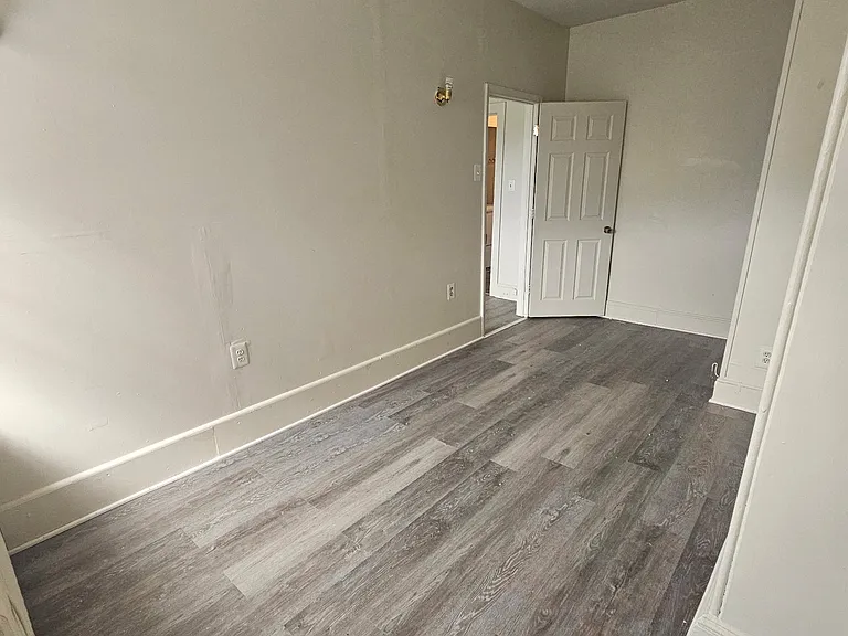 4023 Locust St #3 — Photo 11