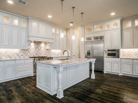 2nd image of 1660 Cascades Ct