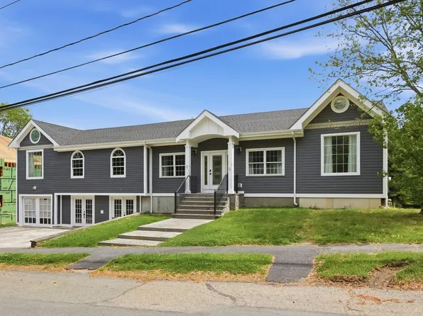 52 Ridgewood Rd, Milton, MA 02186