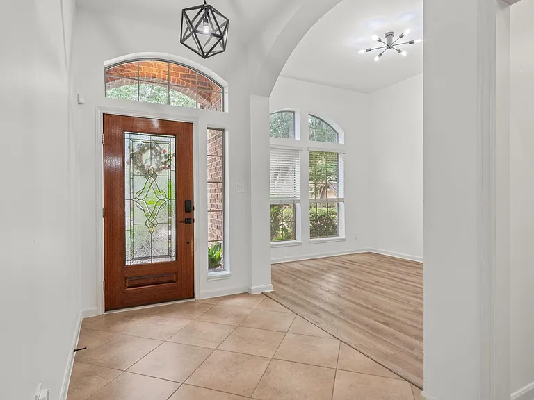 28410 Stonestead Dr — Photo 5