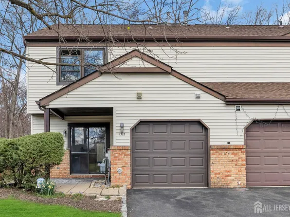 1335 Tupelo Ct, North Brunswick, NJ 08902