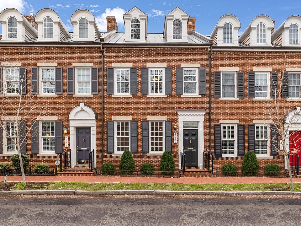 1st image of 2717 Olive St NW